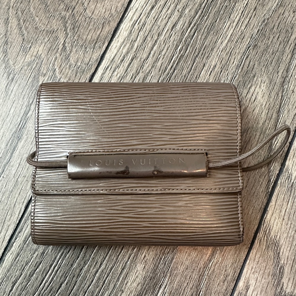 LOUIS VUITTON ELASTIQUE WALLET